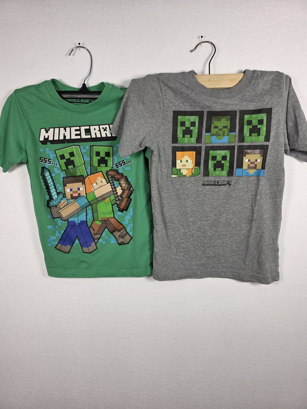 2 Boys Minecraft Graphic Tees - Green & Gray Size XS